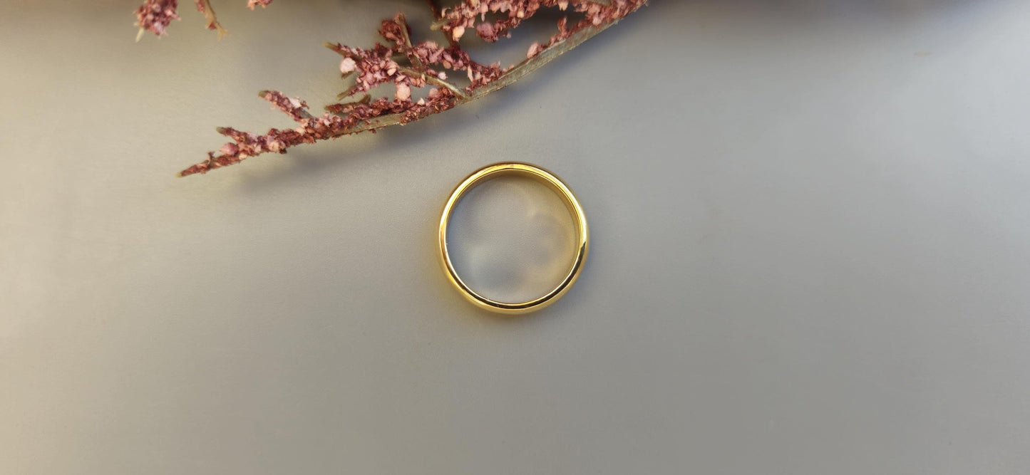 Solid Gold Thin Wedding Band / Stacking Ring / Wedding Band / Dainty Minimalist Simple Plain Ring, gift for wife, band for women