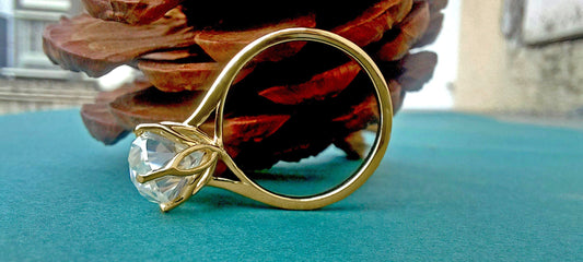 Tulip Basket Prongs Oval Cut Moissanite Classic Solitaire Engagement Ring, Customisable in any size and shape of moissanite.