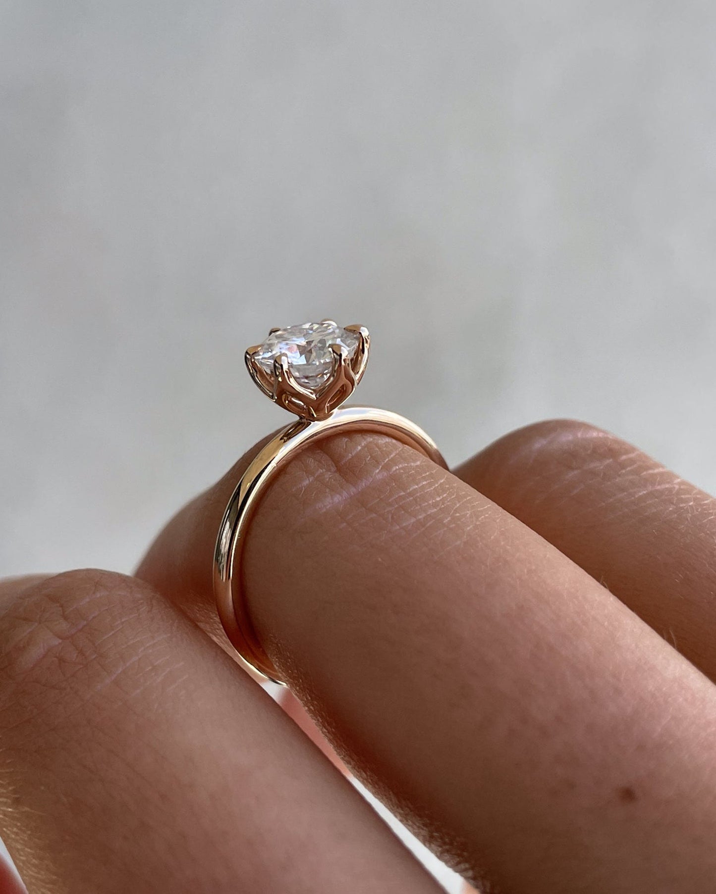 Tulip Lotus Prong Round Moissanite Solitaire Engagement Ring,flower basket  Promise\proposal Ring.