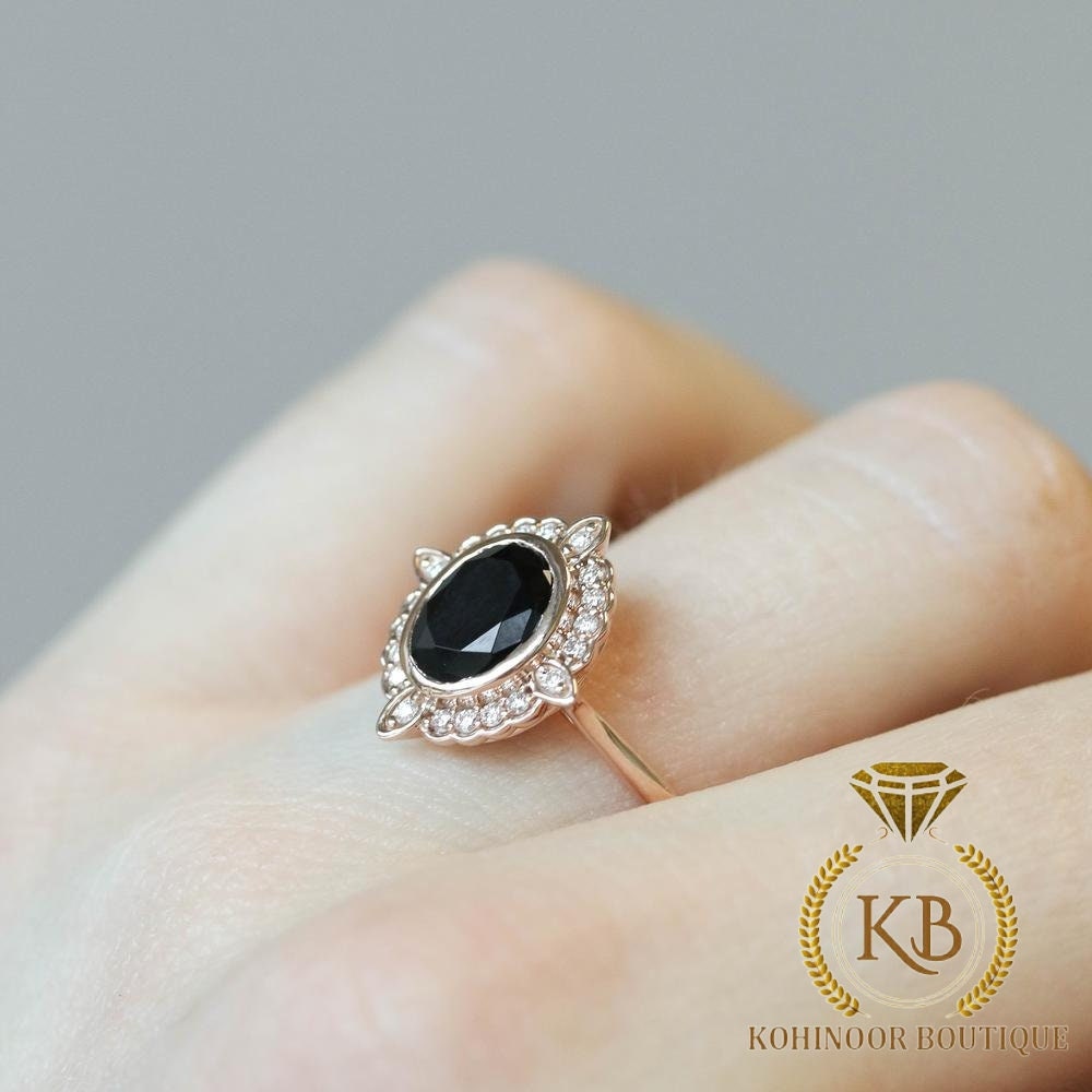 Oval Onyx Halo Solitaire diamond Engagement\Bridal\propose\wedding Ring with 10k\14k\18k White\Yellow\Rose Gold
