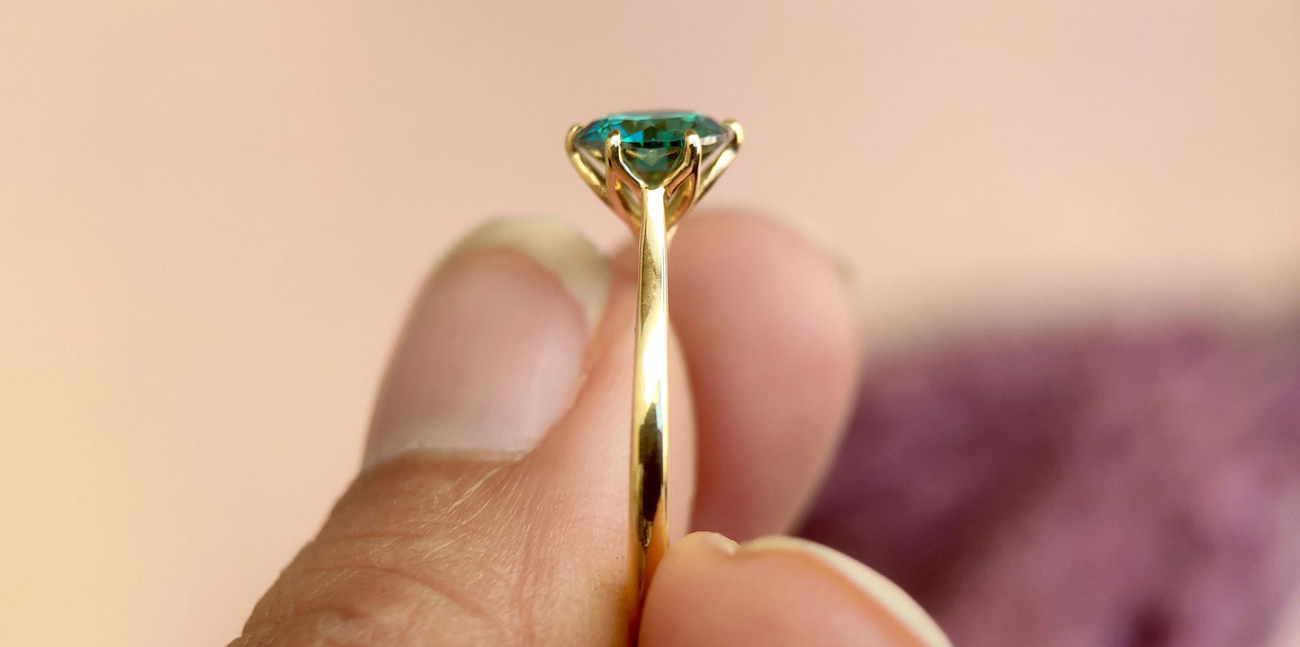 Tulip Lotus Prong Round Green Moissanite Solitaire Engagement Ring, flower basket ring Promise ring, proposal Ring, Ring for her
