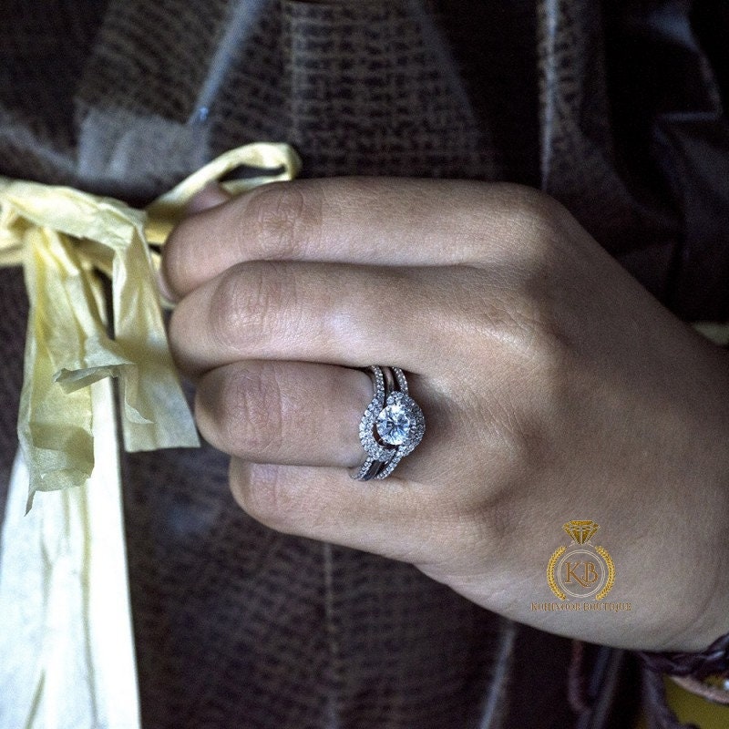 Halo Wrap Enhancer for Engagement Ring, Moissanite diamond Halo Solitaire Ring Guard for Round, Marquise, Princess cut diamonds.