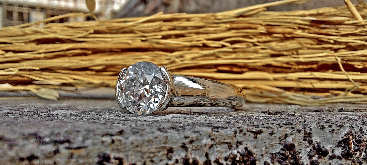 Round Lab grown Diamond Half Bezel Solitaire Engagement Ring, Ring for Women, Ring for Men, Ring for Unisex adult.