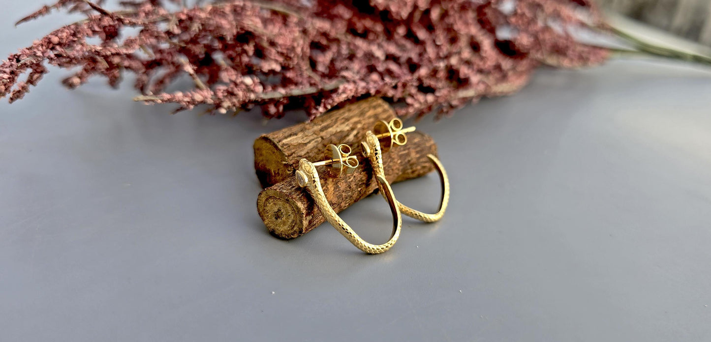 Snake serpent earrings huggie, huggie for women, earrings for women girls, party wear earrings, statement earrings, Cobra Pear earrings