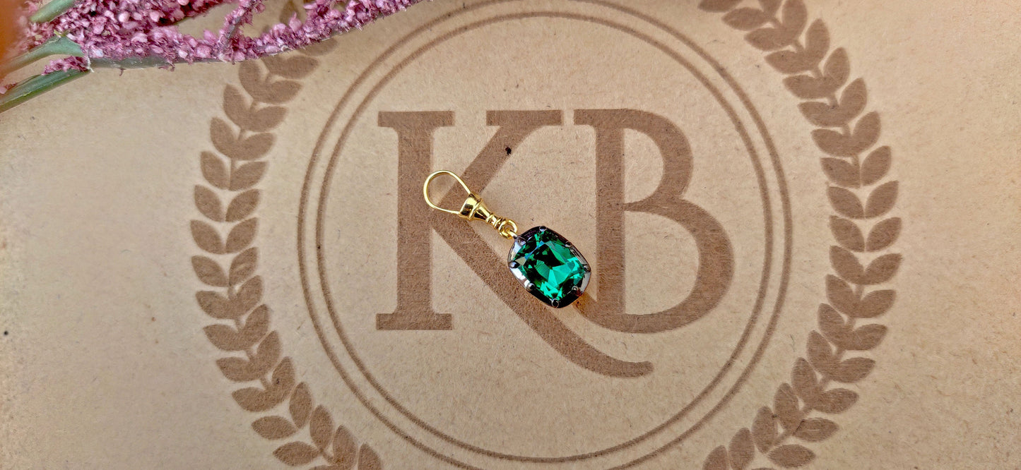 Elongated Old mine cut Cushion Cut Columbian Lab Emerald Pendant,Collet set Georgian cut down set Pendant, Wedding Pendant, Anniversary Gift