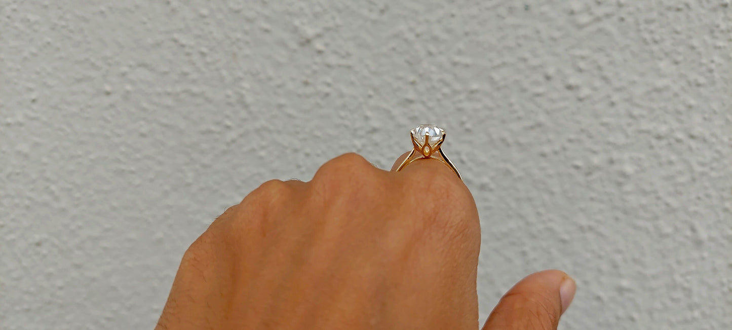 Tulip Basket Prongs Oval Cut Moissanite Classic Solitaire Engagement Ring, Customisable in any size and shape of moissanite.