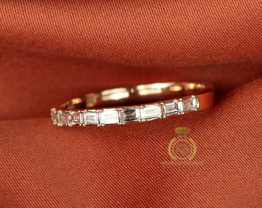 Baguette Moissanite half Eternity ban