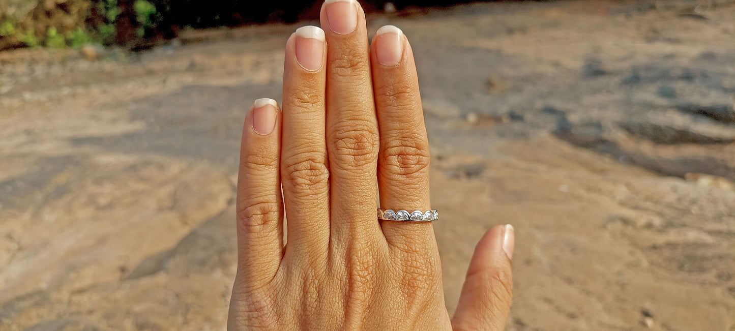 Half Moon Bezel Lace moissanite wedding band,Half eternity ring, Full eternity ring, stackable minimalist ring in White\Yellow\Rose Gold