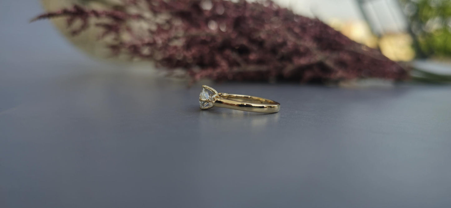 Tulip basket set Marquise moissanite 3 stone ring engagement ring, Ring for her, travel ring, ring for women