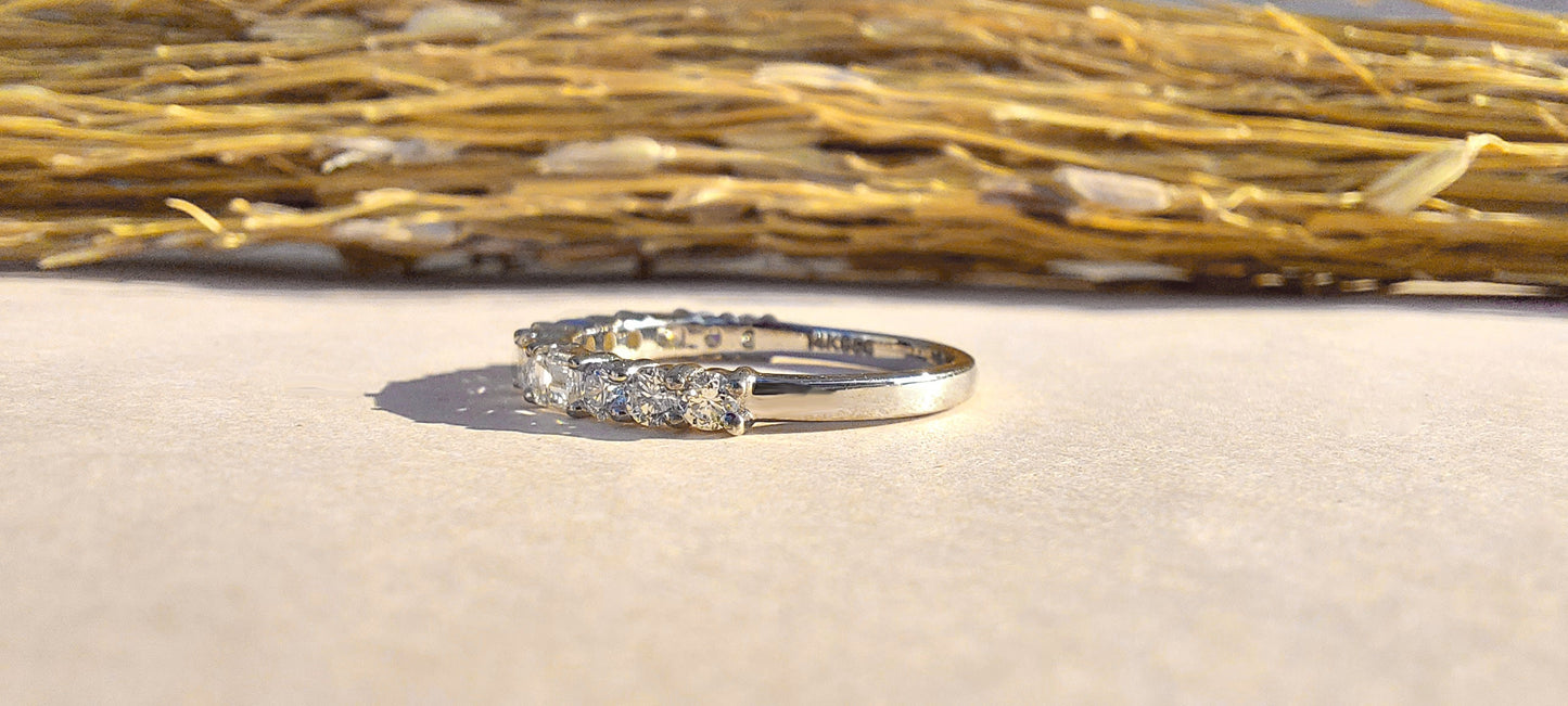 Emerald Morse code Moissanite ring,Name Initial, personalized gift, child Name initial, Husband, Wife, Boyfriend, Girlfriend name initials.