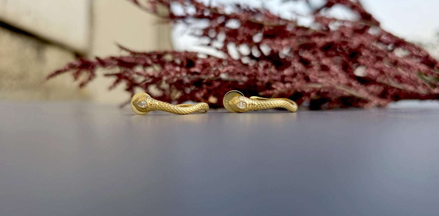 Snake serpent earrings huggie, huggie for women, earrings for women girls, party wear earrings, statement earrings, Cobra Pear earrings