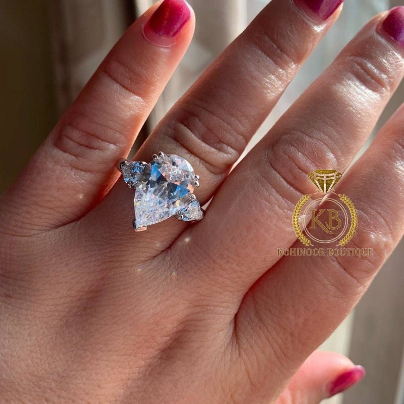 Pear 3-Stone moissanite solitaire Engagement Ring, ring for her, statement ring, gift for women