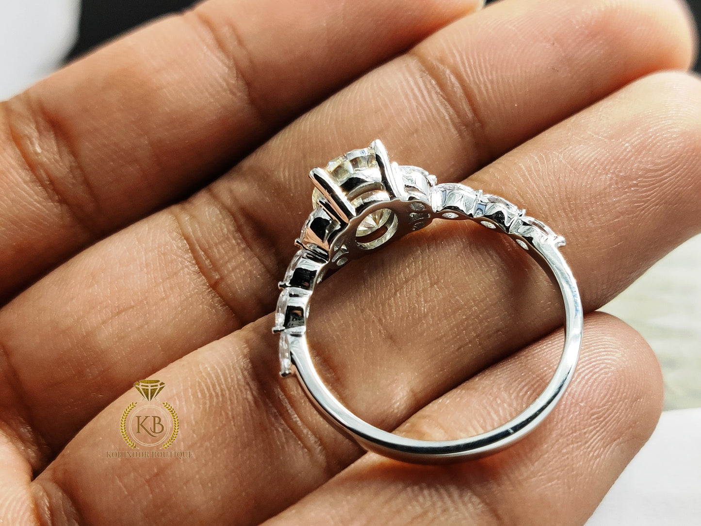 Oval & Marquise Moissanite Engagement ring, floral and petal moissanite ring, ring for her, gift for women, promise proposal ring.