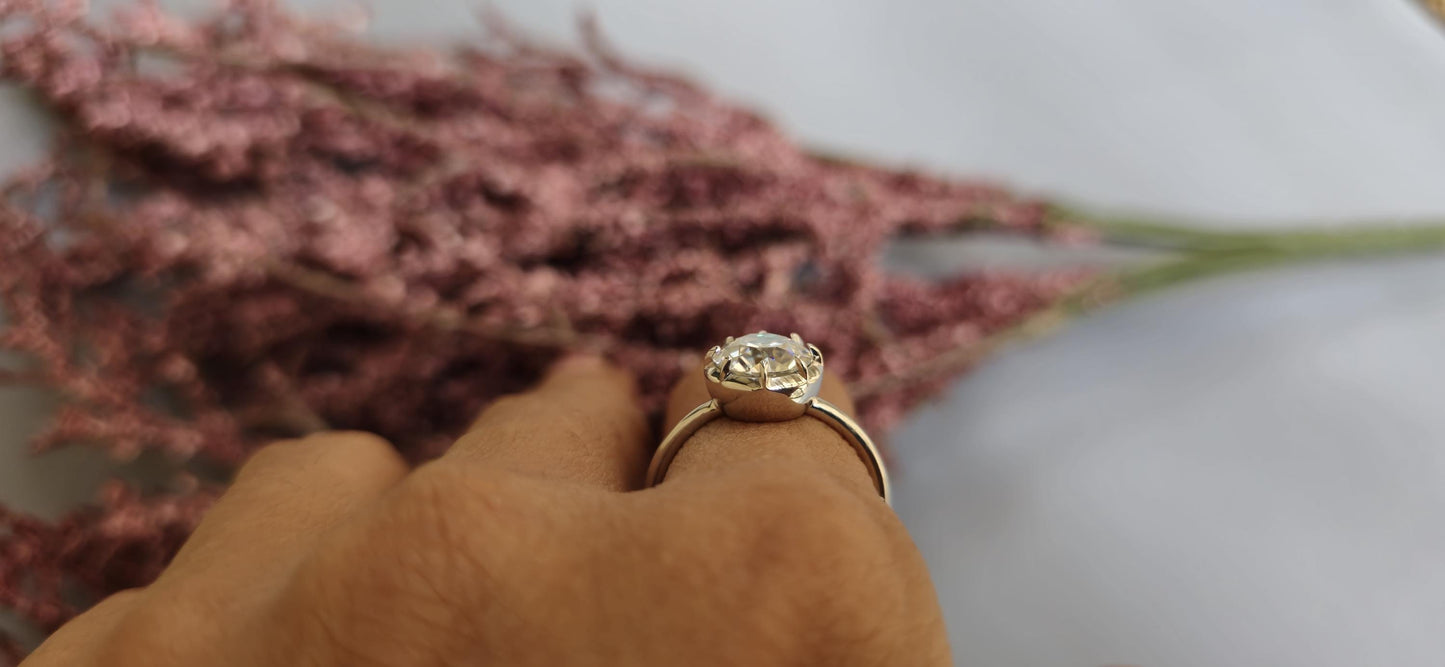 Old European Cut OEC Round Button Back Georgian Cut Down Set Moissanite Solitaire Engagement ring available in 10k,14k,18k,silver,Platinum