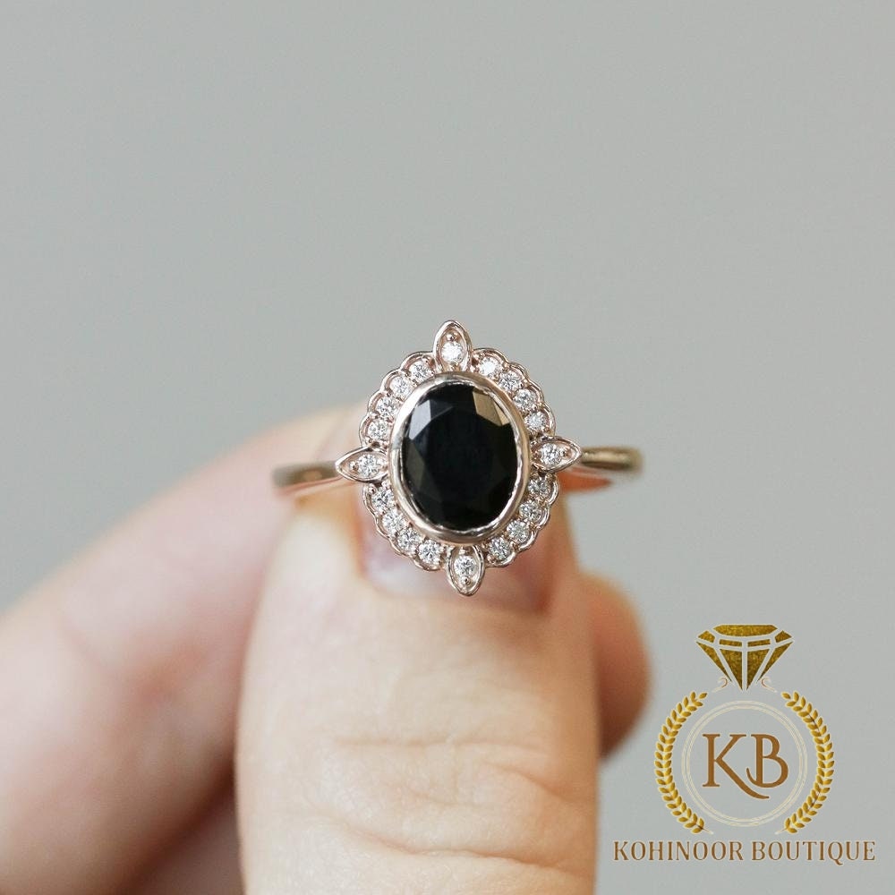 Oval Onyx Halo Solitaire diamond Engagement\Bridal\propose\wedding Ring with 10k\14k\18k White\Yellow\Rose Gold