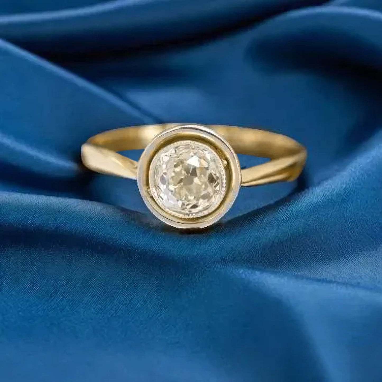 Old mine cut Round Bezel Set Moissanite Classic Solitaire Engagement Ring, Promise Ring, Proposal Ring, Ring for her,Art deco ring for women